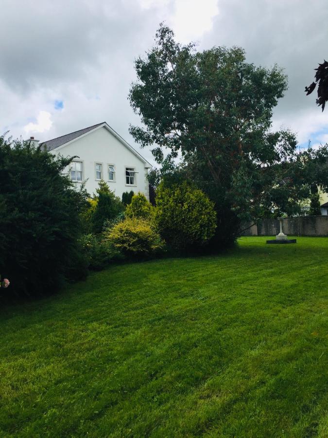 Mulberry Lodge Guest House Ballyhaunis Esterno foto